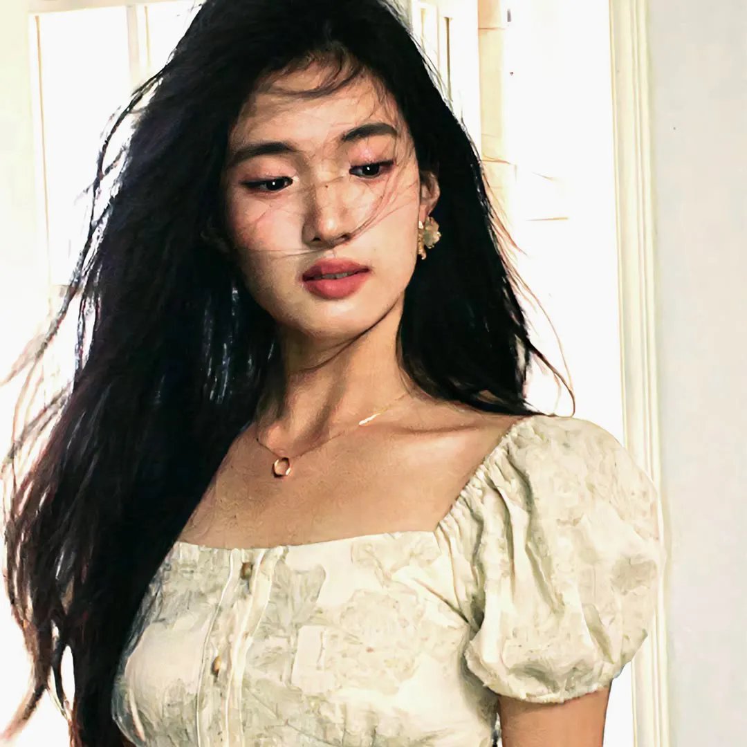 小犬与女孩